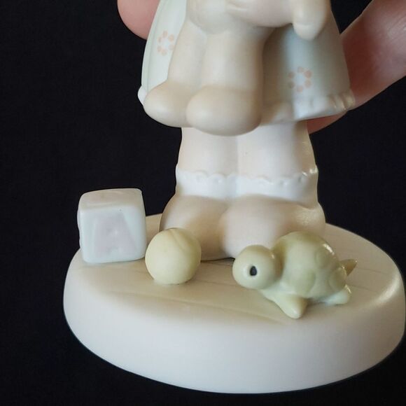 Vintage 1993 Precious Moments “Loving” Porcelain Figurine PM932 - Picture 10 of 11